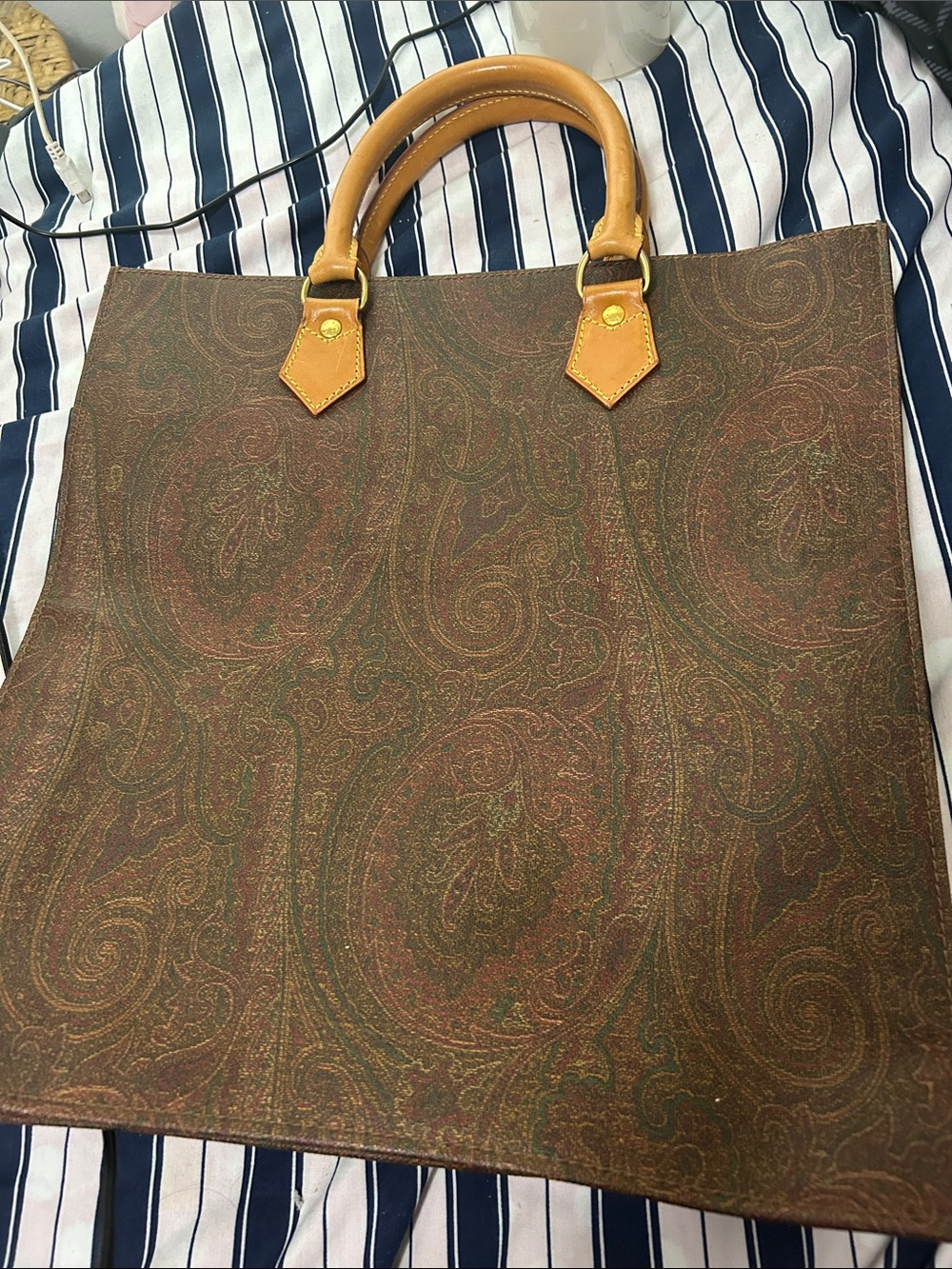 Rare Authentic ETRO tote bag - Picture 2 of 3